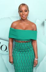 MARY J. BLIGE at Tiffany & Co. Celebrates 2018 Tiffany Blue Book Collection in New York 10/09/2018