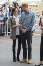 MEGHAN MARKLE and Prince Harry at Airport in Dubbo 10/17/2018