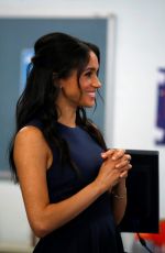 MEGHAN MARKLE and Prince Harry at MacArthur Girls High School in Sydney 10/19/2018