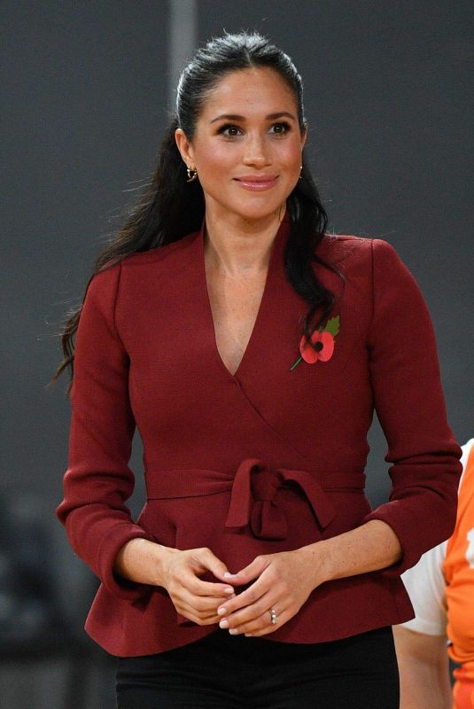 MEGHAN MARKLE at Wheelchair Basketball Finals at Invictus Games in Sydney 10/27/2018