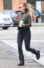 MILEY CYRUS Shopping at Hankie Babies in Studio City 10/13/2018