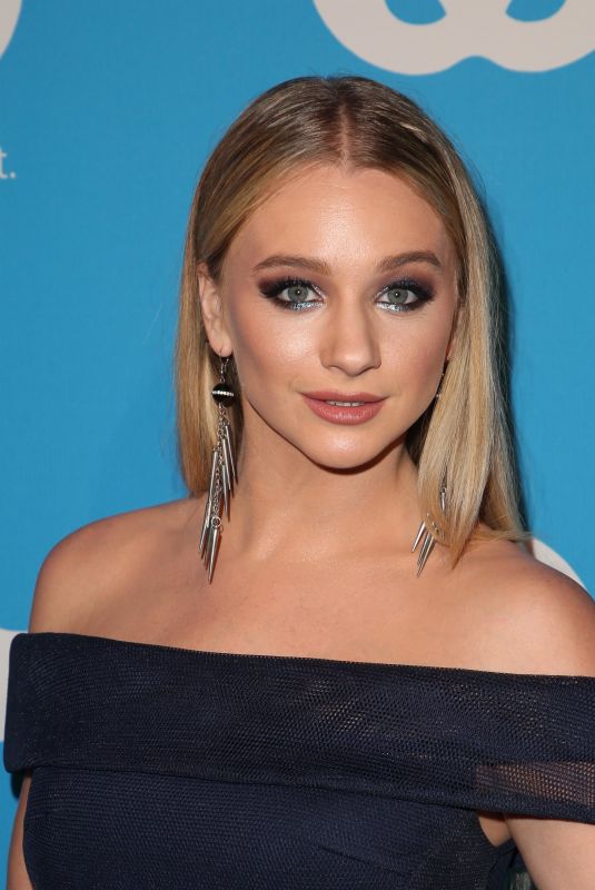 MOLLEE GRAY at Unicef Masquerade Ball in Los Angeles 10/25/2018