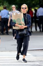 NAOMI WATTS Shopping Groceries in New York 10/01/2018