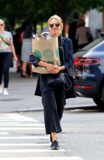 NAOMI WATTS Shopping Groceries in New York 10/01/2018