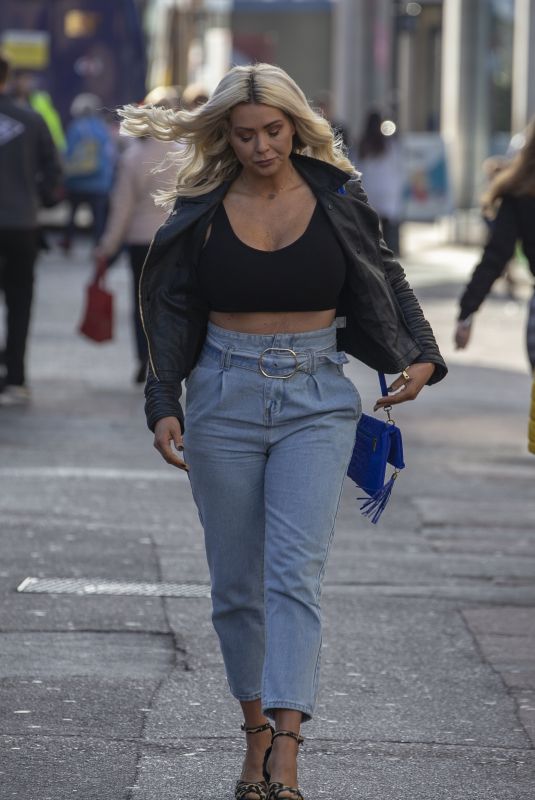 NICOLA MCLEAN Arrives at Prestige Beauty in Maidstone 10/18/2018