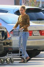 NICOLE RICHIE Out Shopping in Los Angels 10/22/2018