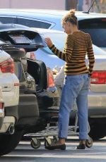 NICOLE RICHIE Out Shopping in Los Angels 10/22/2018