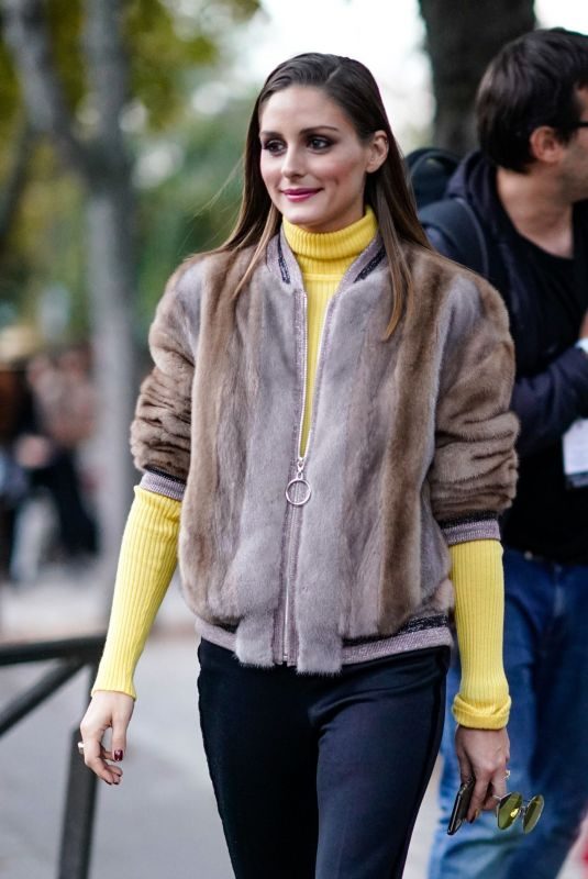OLIVIA PALERMO Arrives at John Galliano Fashion Show in Paris 09/30/2018