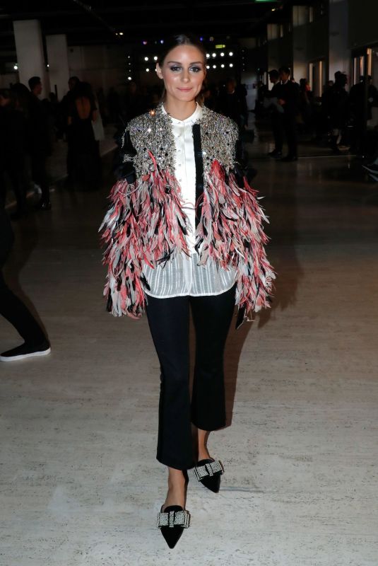 OLIVIA PALERMO at Giambattista Valli Show at Paris Fashion Week 10/01/2018