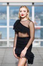 PEYTON ROI LIST on the Set of a Photoshoot in Vancouver 10/06/2018