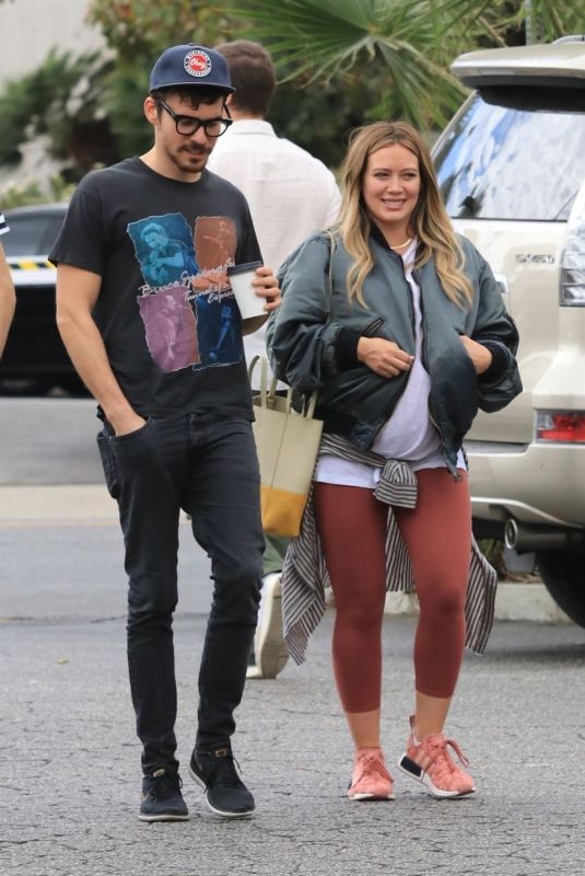 Pregnant HILARY DUFF and Matthew Koma Out for Breakfast in Studio City 10/02/2018