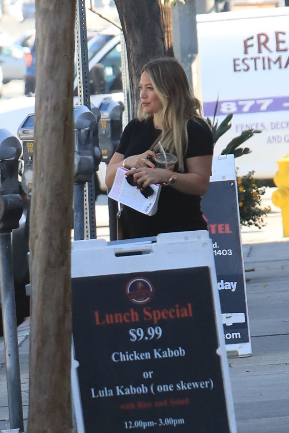 Pregnant Hilary Duff Out Gor Coffee In Los Angeles 10 23