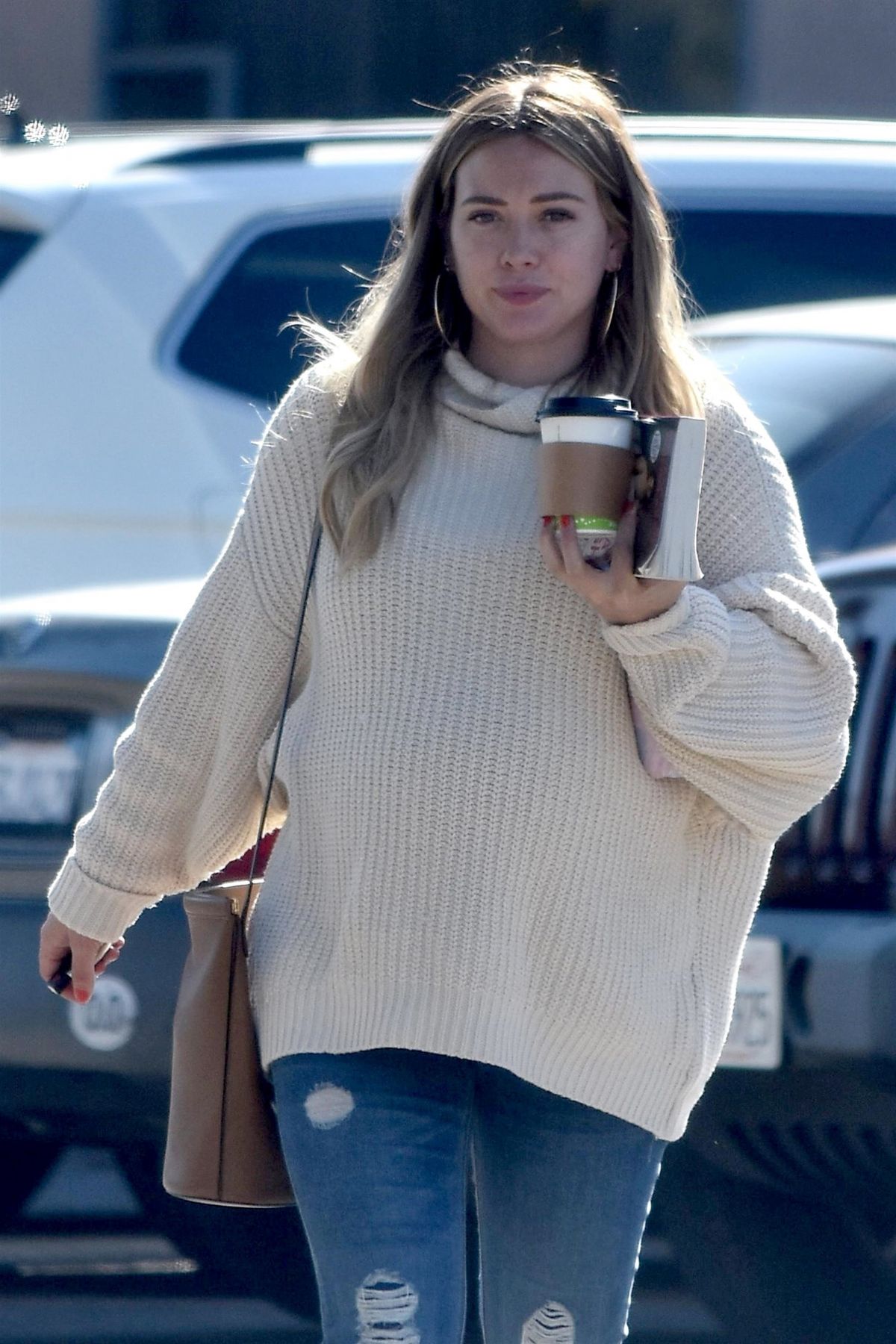 Pregnant HILARY DUFF Out in Studio City 10/24/2018 – HawtCelebs