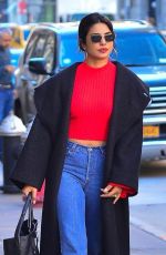 PRIYANKA CHOPRA Out for Breakfast in New York 10/17/2018
