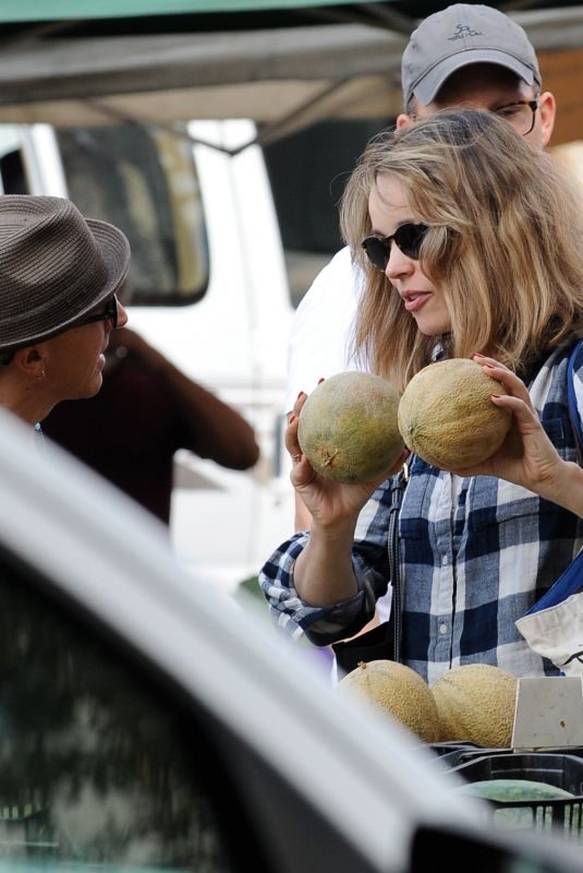 RACHEL MCADAMS Shopping at Farmers Market in Los Angeles 10/14/2018