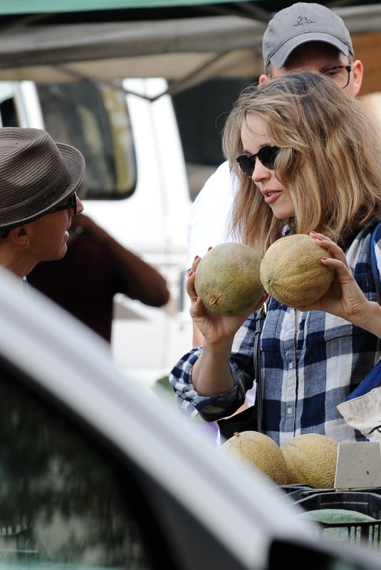 RACHEL MCADAMS Shopping at Farmers Market in Los Angeles 10/14/2018