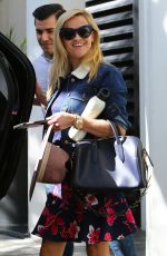 REESE WITHERSPOON Leaves Her Office in Beverly Hills 10/18/2018