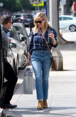REESE WITHERSPOON Out in Los Angeles 10/03/2018