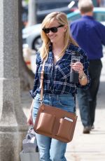 REESE WITHERSPOON Out in Los Angeles 10/03/2018