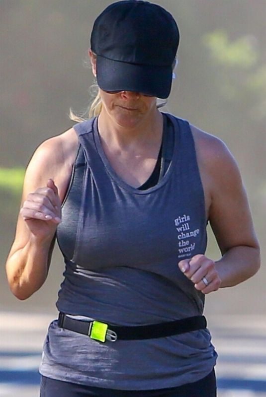 REESE WITHERSPOON Out Jogging in Santa Monica 10/01/2018