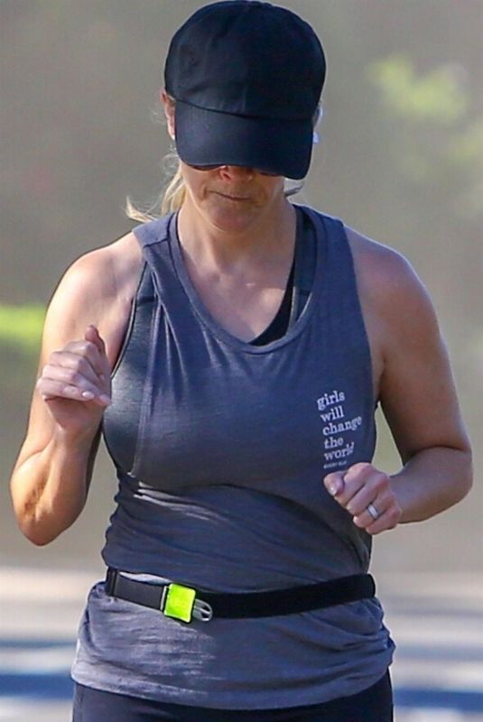 REESE WITHERSPOON Out Jogging in Santa Monica 10/01/2018