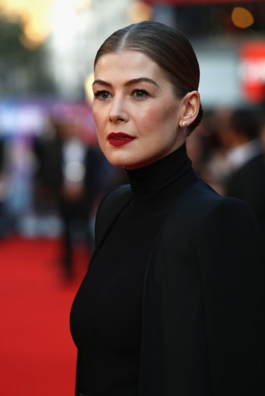 ROSAMUND PIKE at A Private War Premiere at BFI London Film Festival 10/20/2018