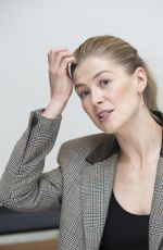 ROSAMUND PIKE at A Private War Press Conference in Beverly Hills 10/25/2018