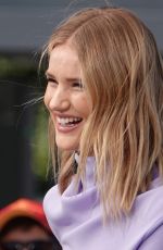 ROSIE HUNTINGTON-WHITELEY on the Set of Extra in Los Angeles 10/16/2018