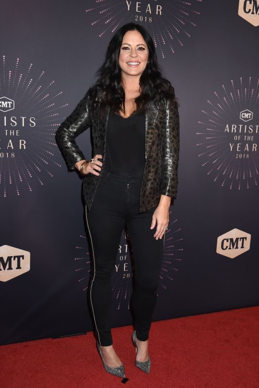 SARA EVANS at CMT Artists of the Year 2018 in Nashville 10/17/2018