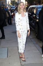 SARA PAXTON Arrives at Build Series in New York 10/30/2018