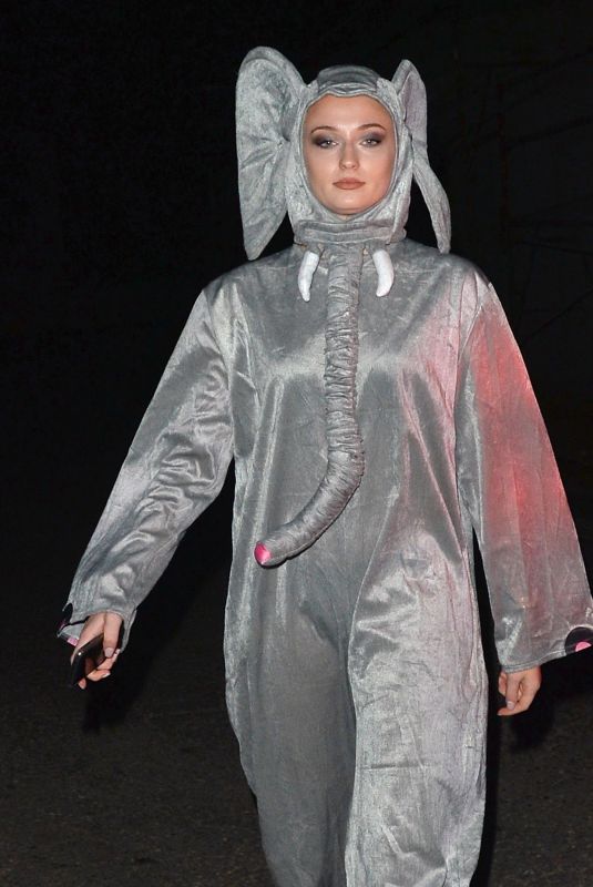 SOPHIE TURNER at Kate Hudson’s Halloween Party in Hollywood 10/28/2018