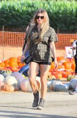 STACY FERGIE FERGUSON at Underwood Family Farms in Moorpark 10/14/2018