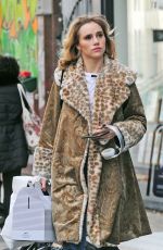 SUKI WATERHOUSE Out Shopping in Notting Hill 10/23/2018