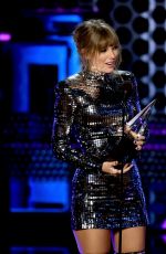 TAYLOR SWIFT at American Music Awards in Los Angeles 10/09/2018