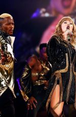 TAYLOR SWIFT Performs at Her Reputation Tour at Marvel Stadium in Melbourne 10/26/2018