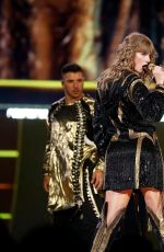 TAYLOR SWIFT Performs at Her Reputation Tour in Perth 10/19/2018