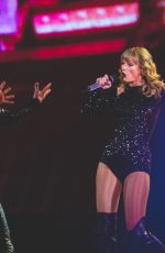 TAYLOR SWIFT Performs at Reputation Stadium Tour in Arlington 10/07/2018