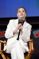 VIRGINIA GARDNER at Runaways Panel at New York Comic-con 10/05/2018