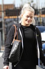 WITNEY CARSON Arrives at DWTS Practice in Los Angeles 10/20/2018