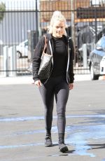 WITNEY CARSON Arrives at DWTS Practice in Los Angeles 10/20/2018