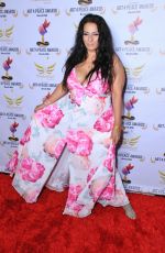 ALICE AMTER Receives Award at Arts 4 Peace in Los Angeles 10/29/2018