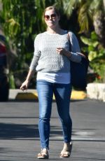 AMY ADAMS Out in Studio City 11/12/2018