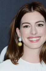 ANNE HATHAWAY at Hollywood Film Awards in Los Angeles 11/04/2018