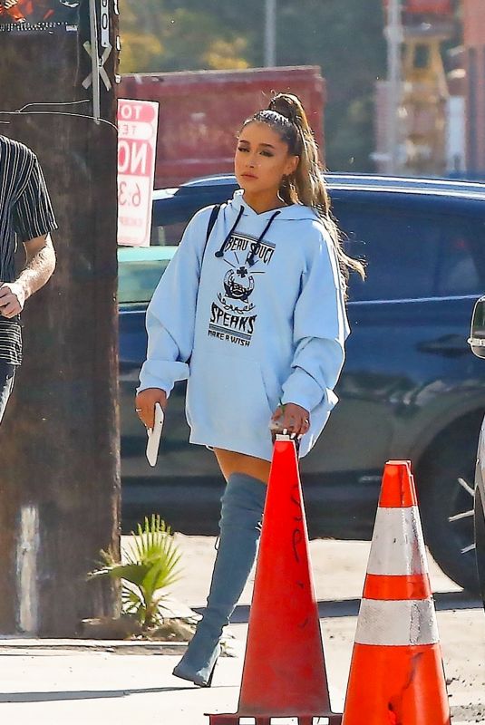 ARIANA GRANDE Heading to Recording Studio in Hollywood 11/09/2018