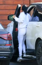 ARIEL WINTER at a Vet Office in Studio City 11/05/2018