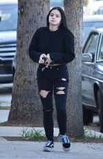 ARIEL WINTER Out for Lunch in Sherman Oaks 11/08/2018