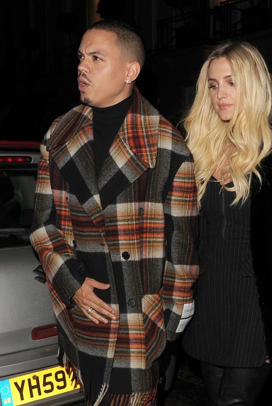 ASHLEE SIMPSON and Evan Ross Night Out in London 07/11/2018