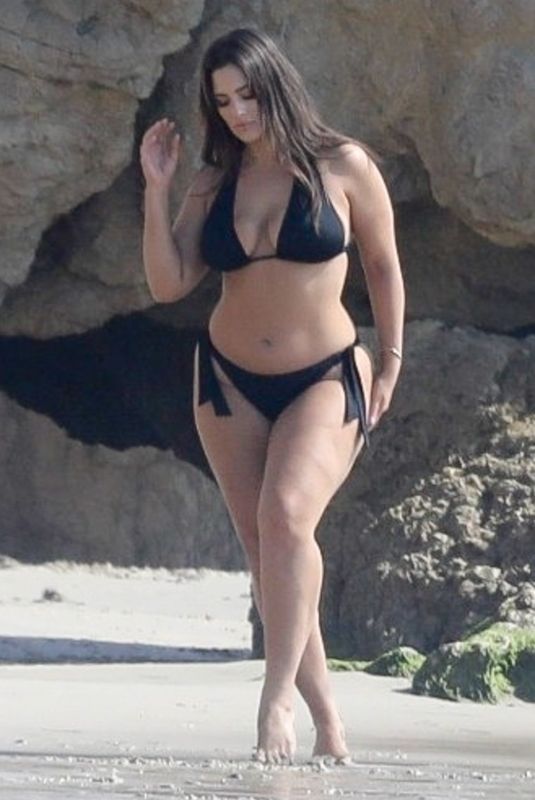 ASHLEY GRAHAM at Swimsuits Potoshoot on the Beach in Malibu 11/06/2018