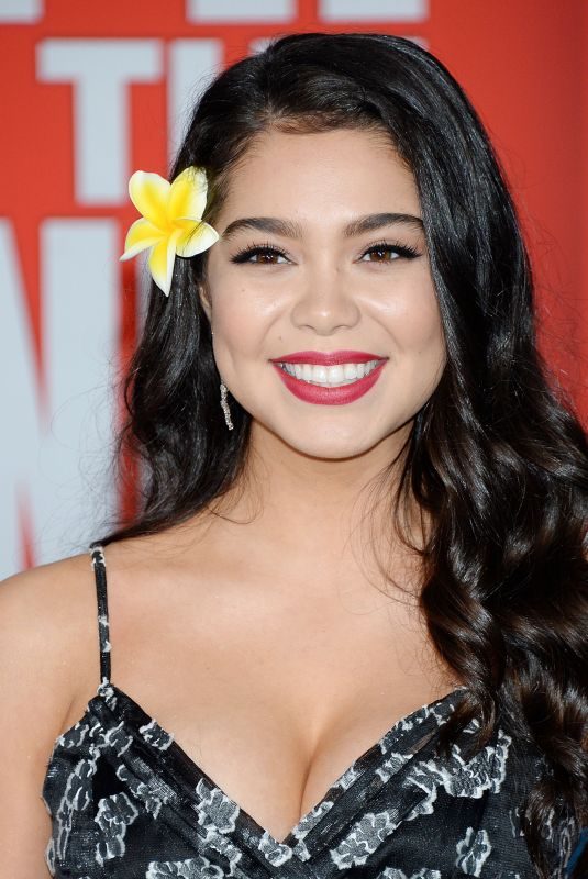 AULI’I CARVALHO at Ralph Breaks the Internet Premiere in Hollywood 11/05/2018