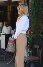 BRANDI GLANVILLE at Il Pastaio in Beverly Hills 10/31/2018